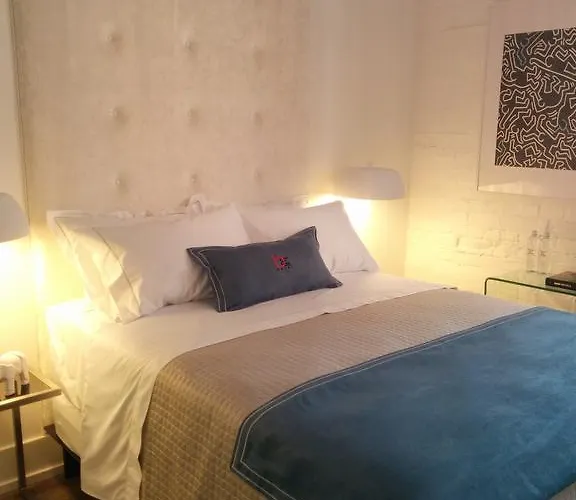 Baystreet Hotel/Motel Toronto
